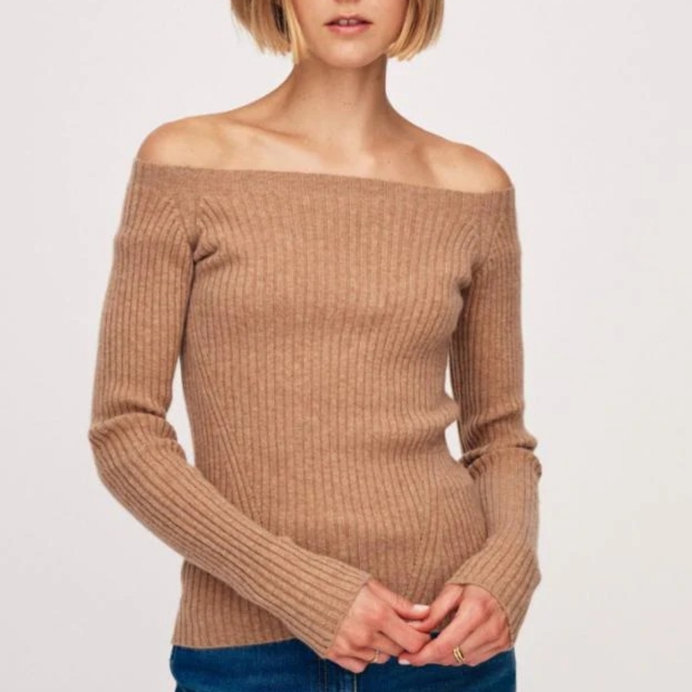 White + Warren 100%Cashmere Ribbed Off the Shoulder Sweater. Excellent condition